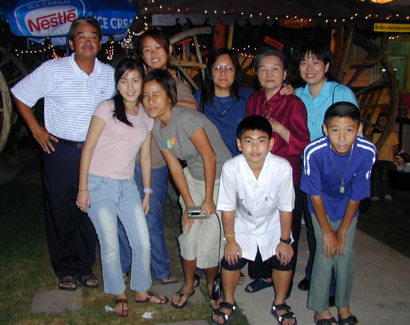 thai.grp.jpg